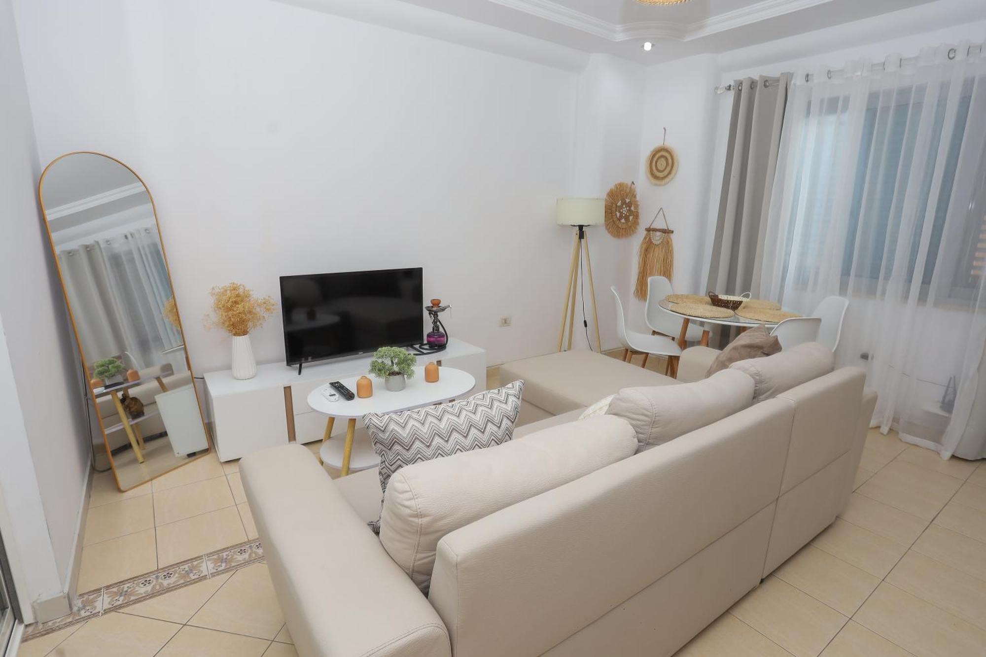 New Bazar Selvia Apartment ティラナ エクステリア 写真